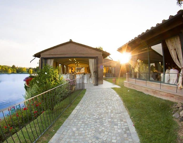 il-lago_002-2-768x600